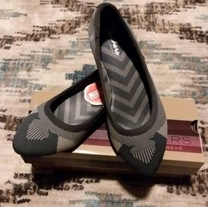 Sketchers memory foam flats